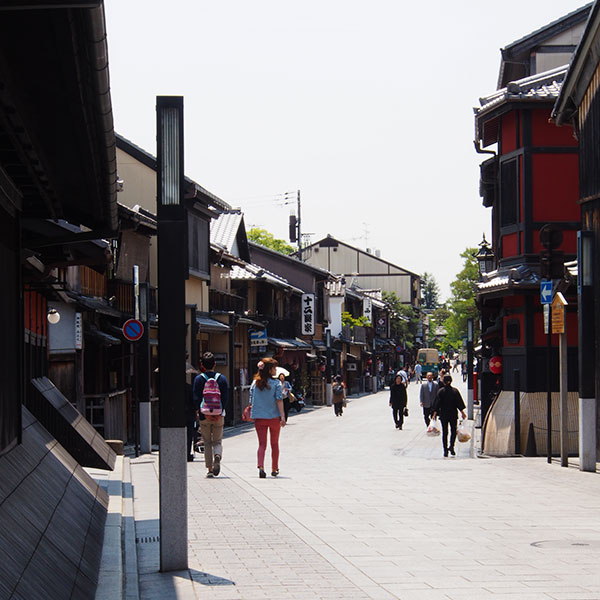 Hanamikoji Dori